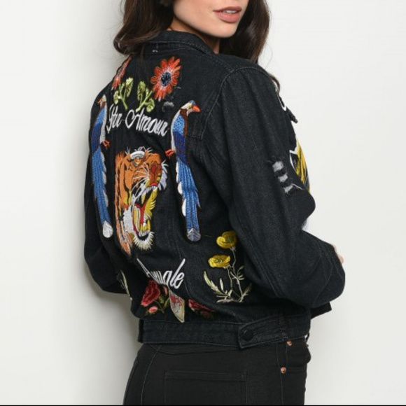 🔴LAST1🔴 BLACK PATCHWORK/EMBROIDERED DENIM JACKET - Picture 2 of 4